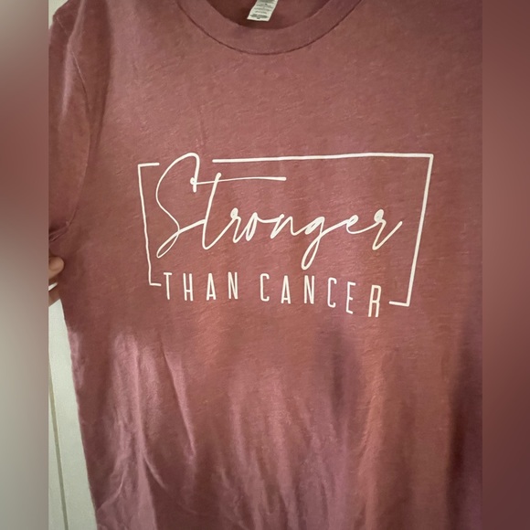 Ladies Stronger than Cancer- size M - t shirt - Picture 4 of 5